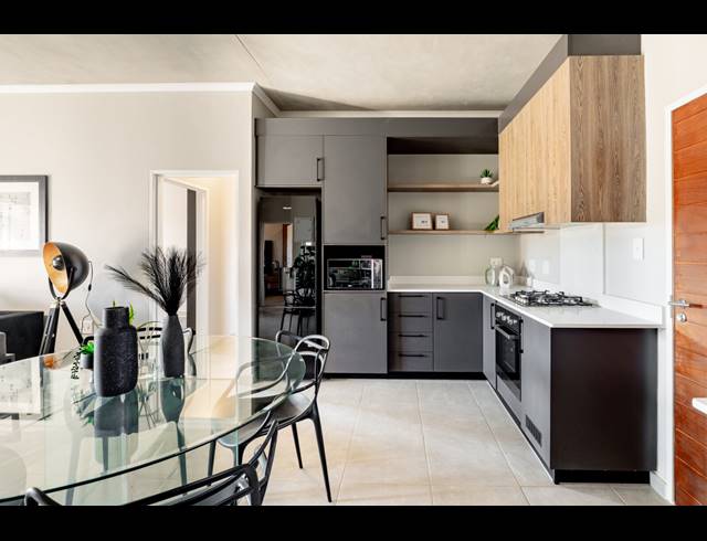 3 BEDROOM APARTMENT FOR SALE IN RIETVALLEIRAND